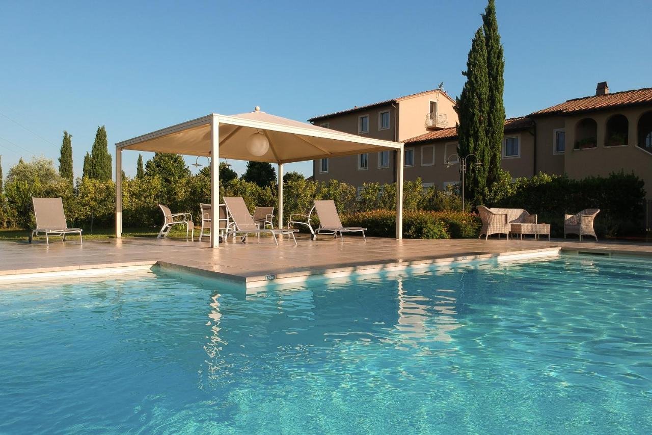 Resort Casale Le Torri Понсакко Екстер'єр фото