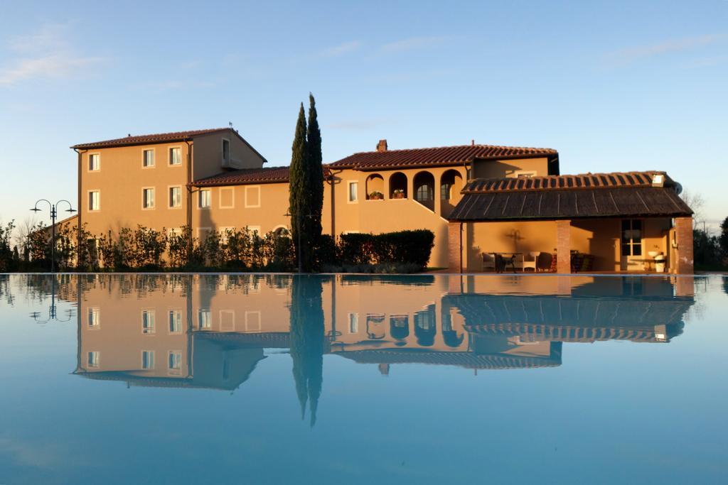 Resort Casale Le Torri Понсакко Екстер'єр фото