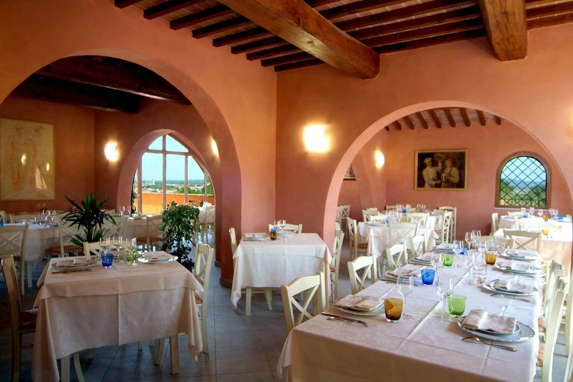 Resort Casale Le Torri Понсакко Екстер'єр фото