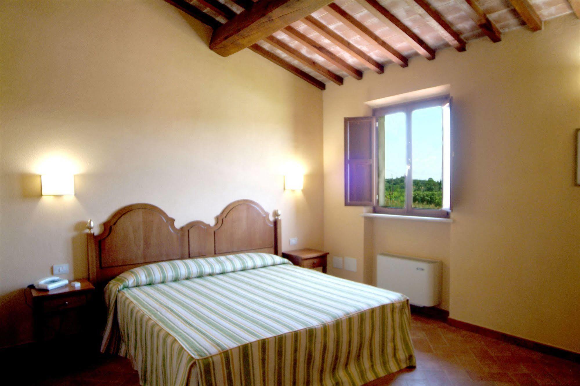 Resort Casale Le Torri Понсакко Екстер'єр фото