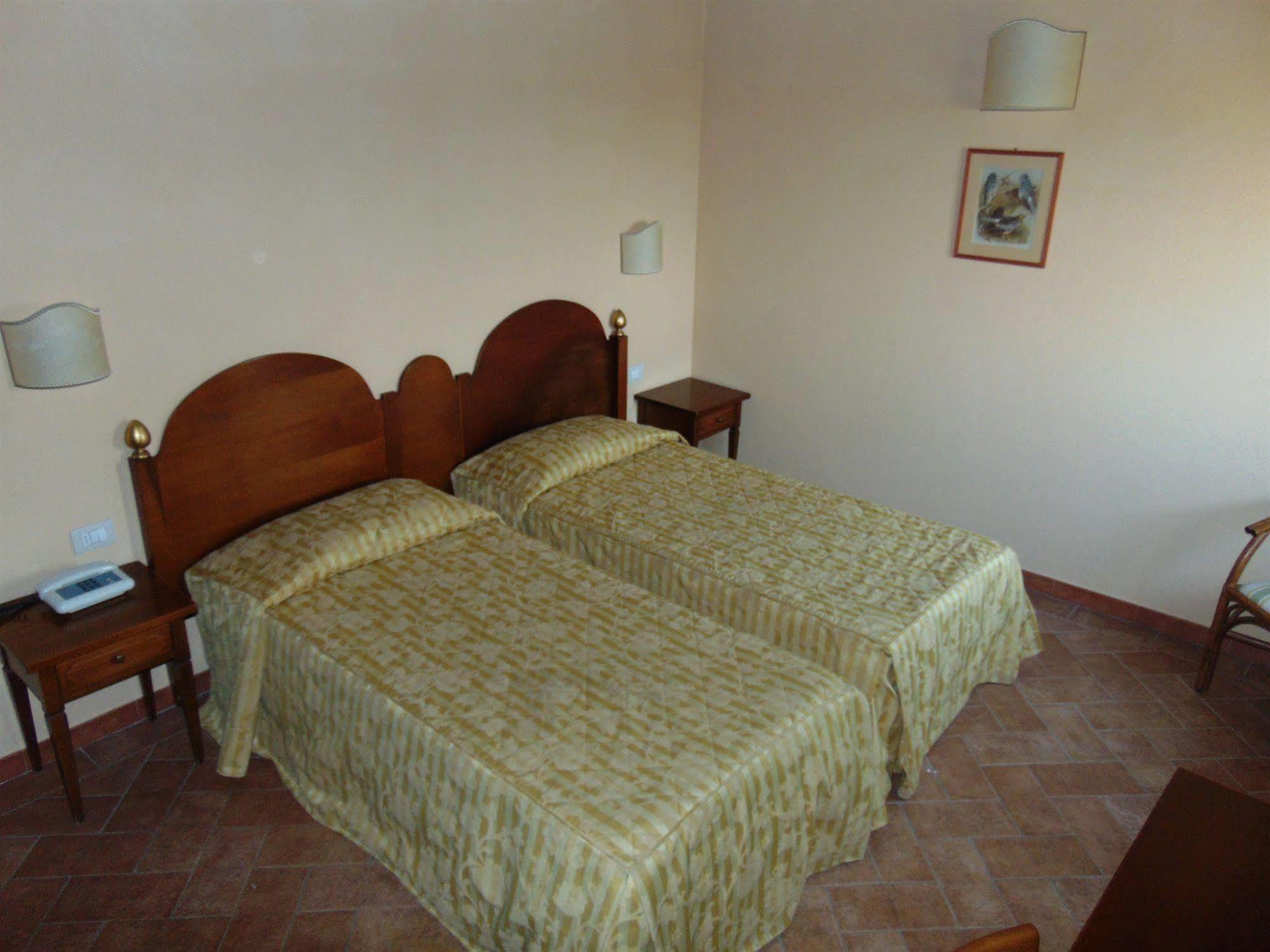 Resort Casale Le Torri Понсакко Екстер'єр фото